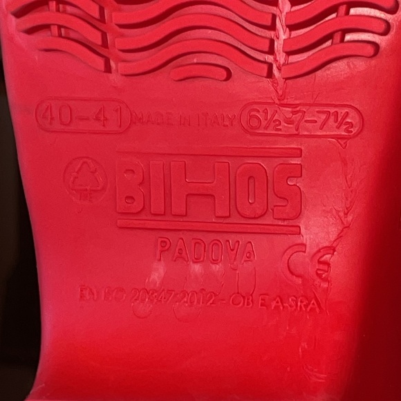 Calzuro Clogs - Picture 8 of 8